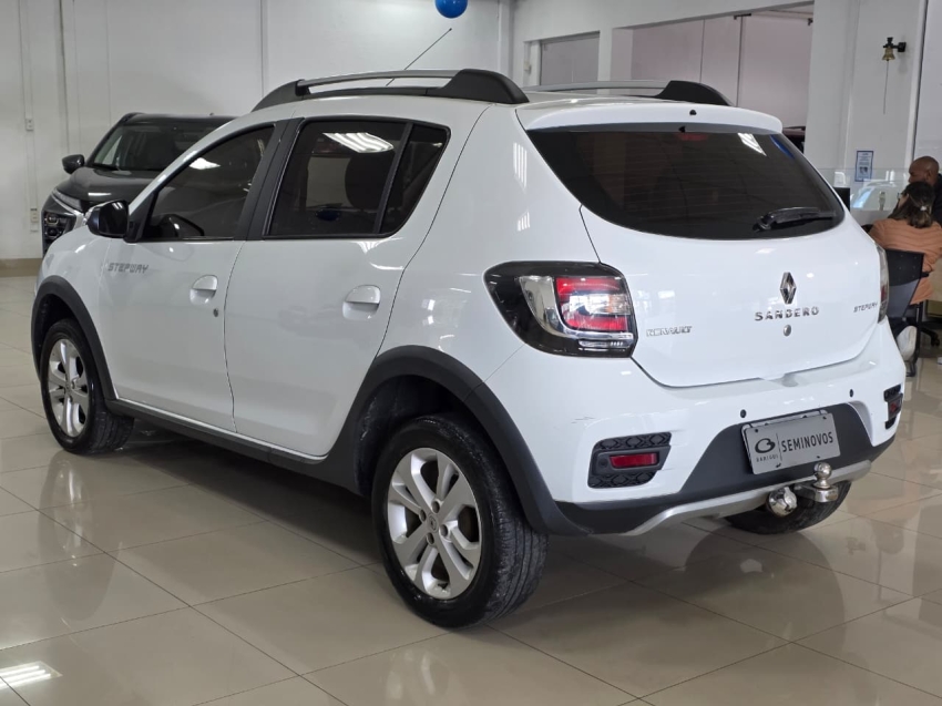 renault sandero 1.6 16v sce flex stepway easy-r 4p semiautomatico 20181