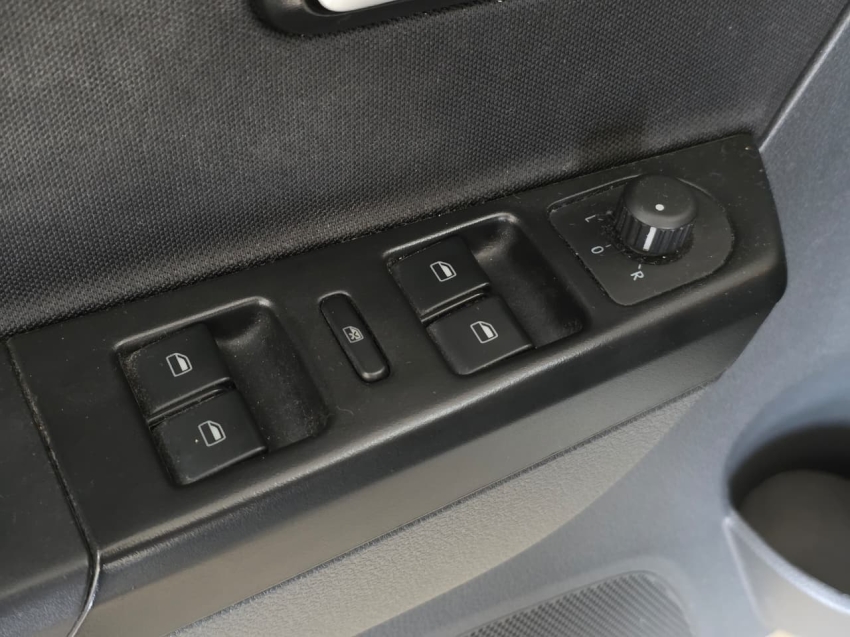 volkswagen fox 1.6 msi total flex connect 4p manual 201916