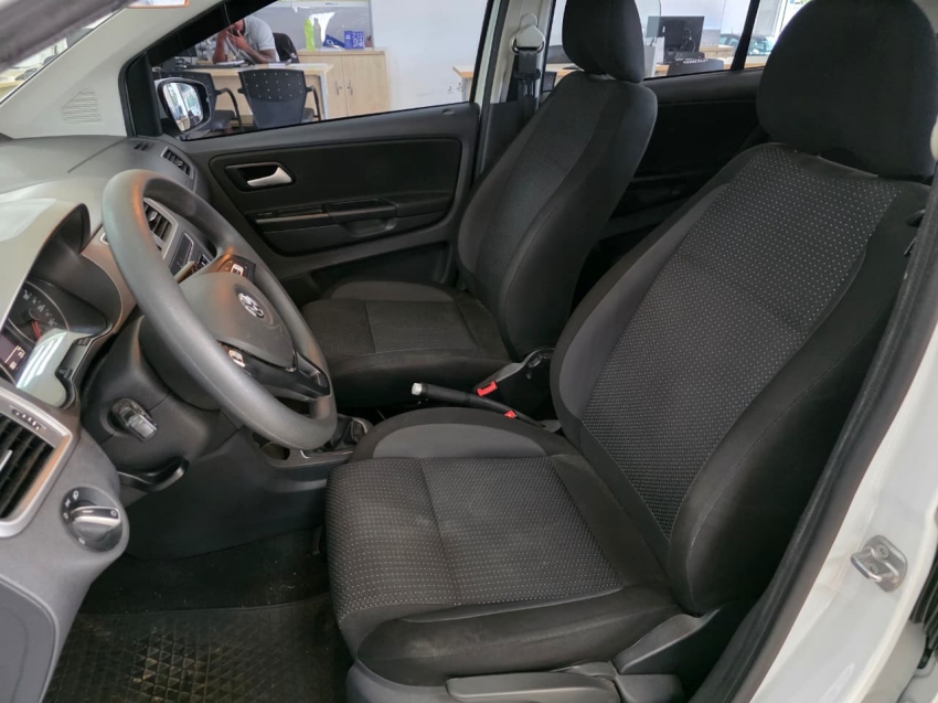 volkswagen fox 1.6 msi total flex connect 4p manual 201914