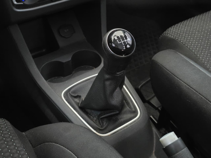 volkswagen fox 1.6 msi total flex connect 4p manual 201910
