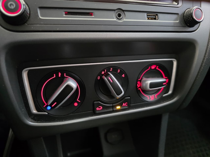 volkswagen fox 1.6 msi total flex connect 4p manual 20199