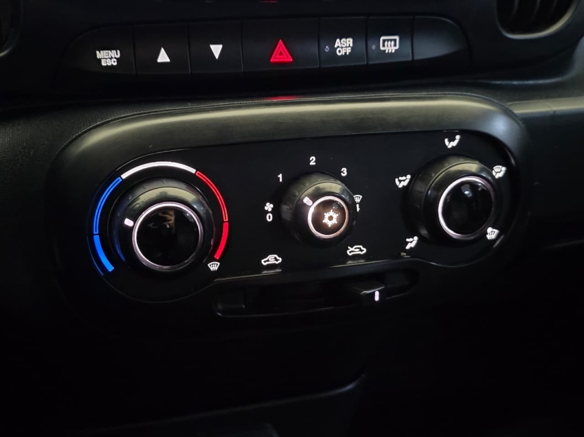 fiat mobi 1.0 evo flex like. manual 4p 202410