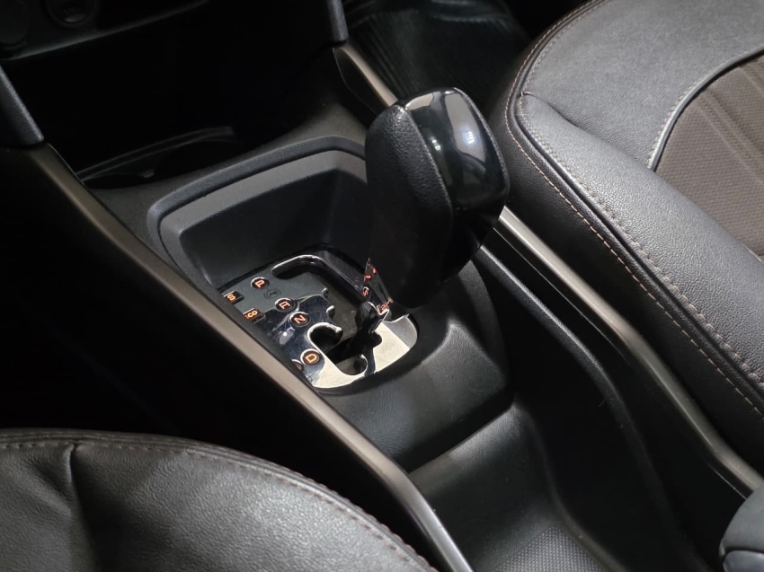 peugeot 2008 1.6 16v flex griffe 4p automatico 201710