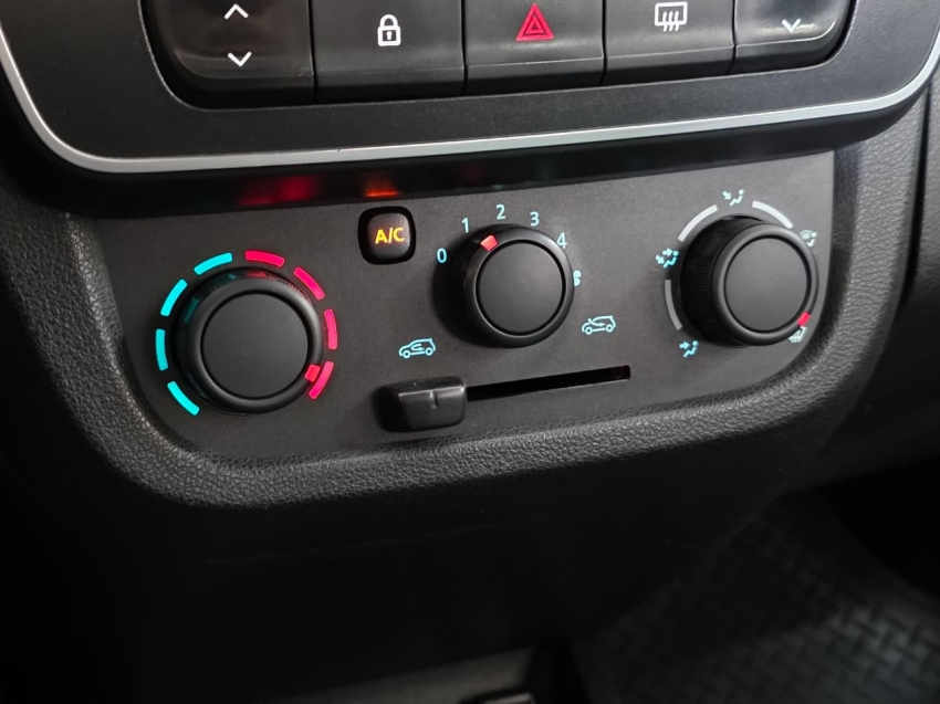 renault kwid 1.0 12v sce flex zen manual 4p 20197