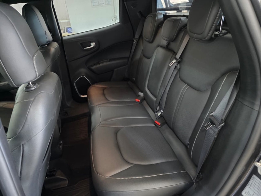 fiat toro 1.3 turbo 270 flex volcano at6 4p automatico 202513