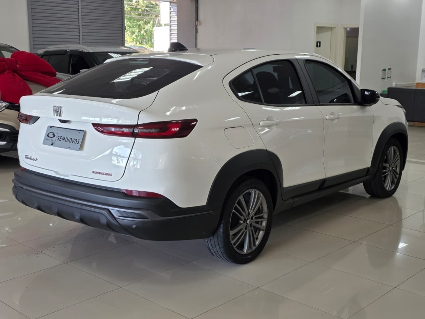 fiat fastback 1.0 turbo 200 flex cvt 4p automatico 20243