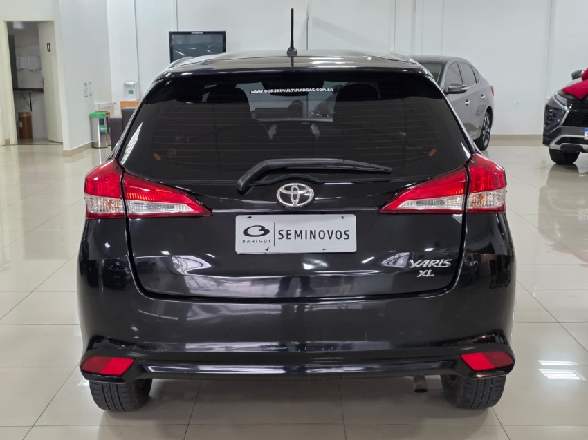 toyota yaris 1.5 16v flex xl plus connect multidrive 4p automatico 20212