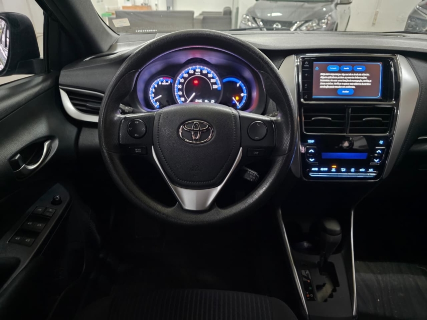 toyota yaris 1.5 16v flex xl plus connect multidrive 4p automatico 202111