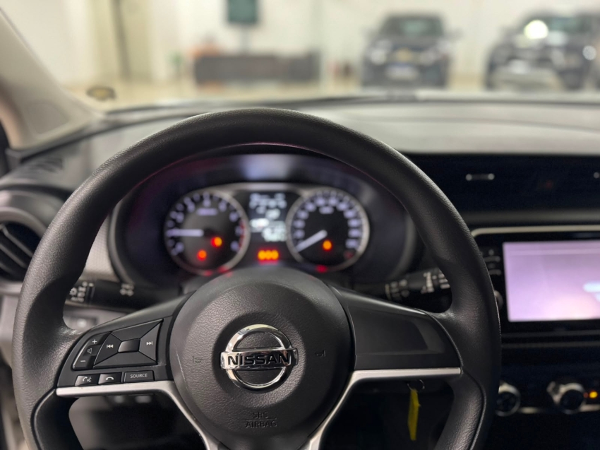 nissan kicks 1.6 16v flexstart sense manual flex 4p 202210