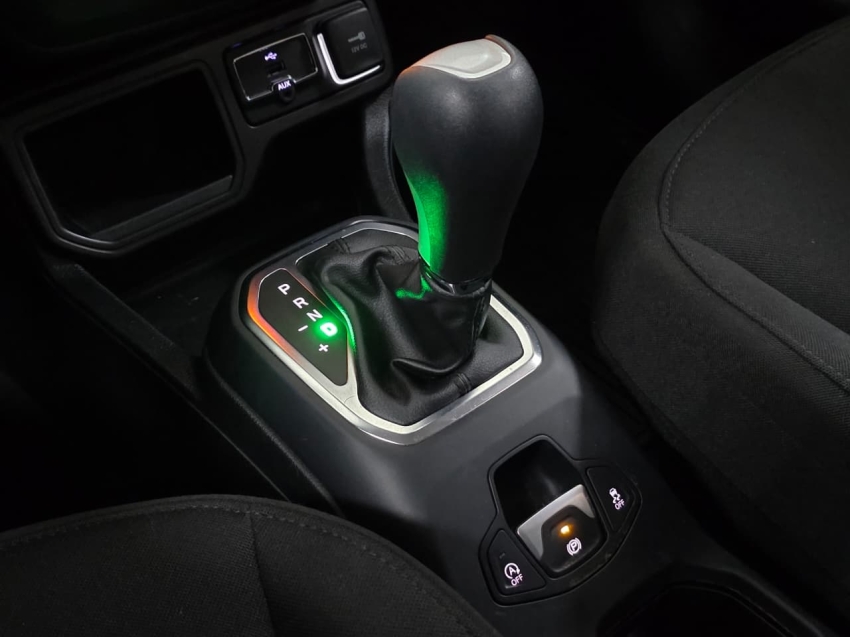 jeep renegade 1.8 16v flex sport 4p automatico semiautomatico 20208
