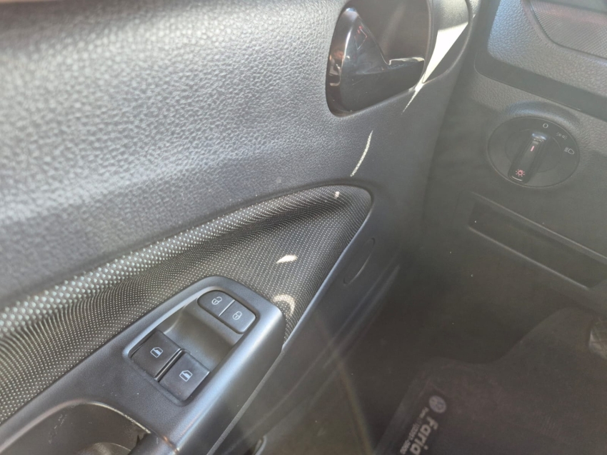 volkswagen gol 1.0 12v mpi totalflex 4p manual flex 202313