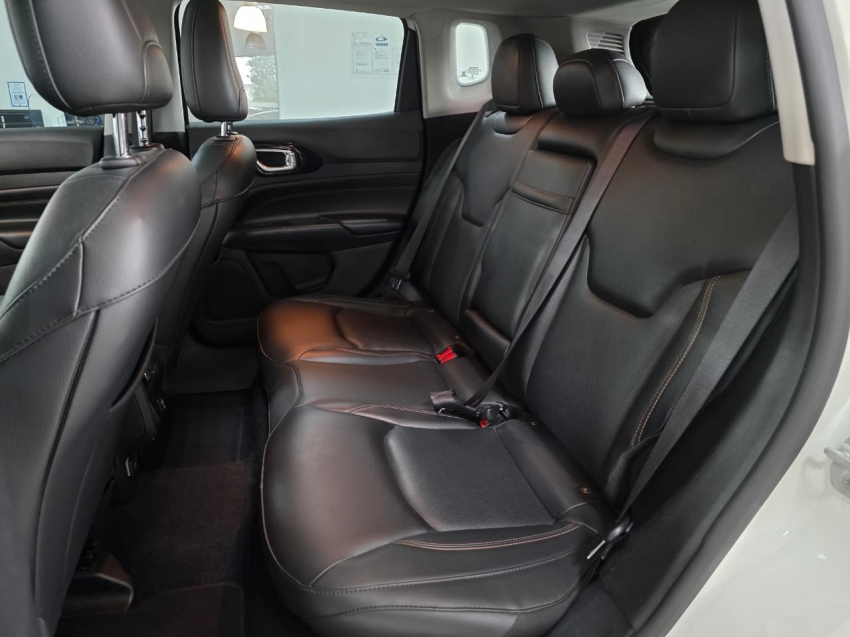 jeep compass 1.3 t270 turbo flex limited at6 4p automatico 202213