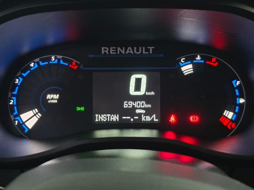 renault kwid 1.0 12v sce flex outsider manual 4p 20237