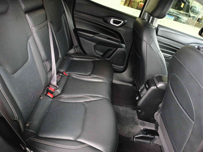 jeep compass 1.3 t270 turbo flex longitude at6 4p automatico 20237