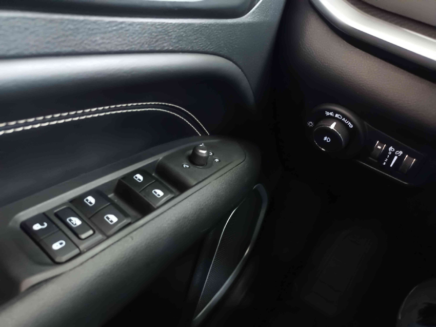 jeep compass 1.3 t270 turbo flex longitude at6 4p automatico 202315