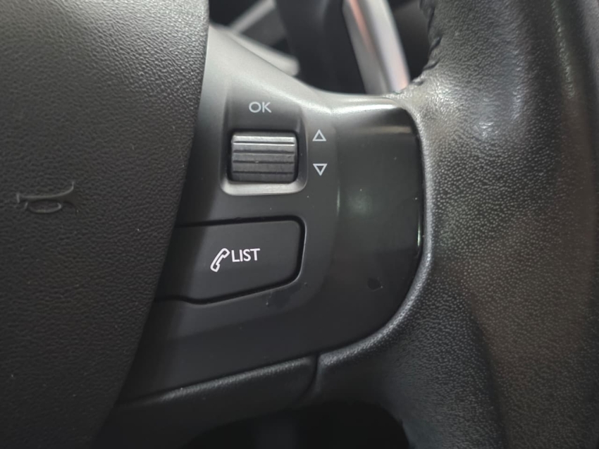 peugeot 2008 1.6 16v flex griffe 4p automatico 201616