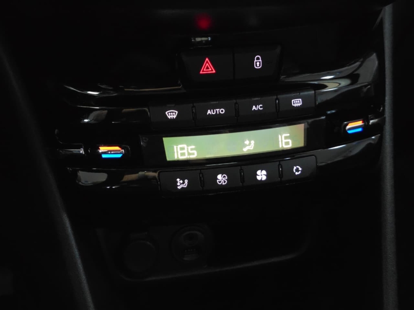 peugeot 2008 1.6 16v flex griffe 4p automatico 201611