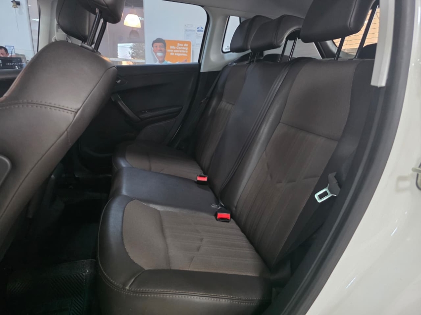 peugeot 2008 1.6 16v flex griffe 4p automatico 201613