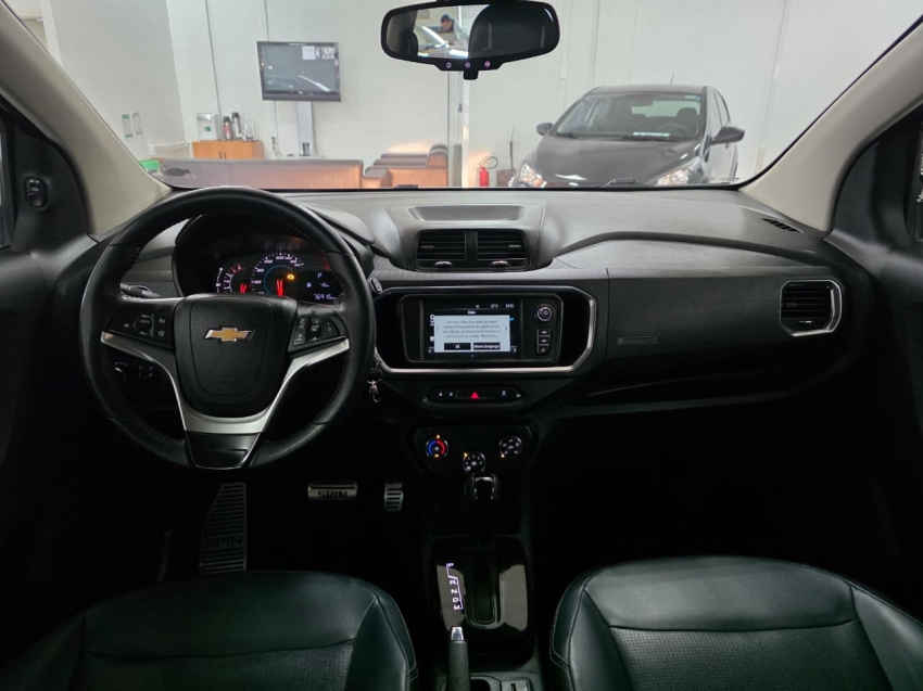 chevrolet spin 1.8 ltz 8v flex 4p automatico 202313