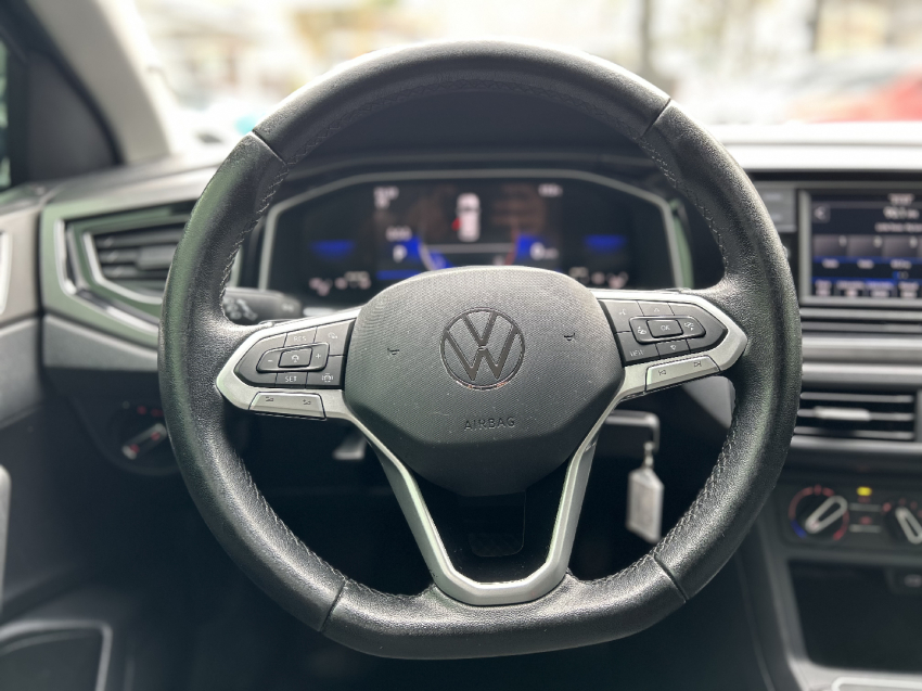 volkswagen nivus 1.0 200 tsi total flex comfortline automatico 4p 202311