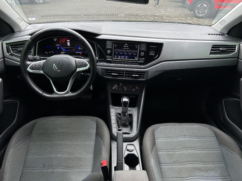 volkswagen nivus 1.0 200 tsi total flex comfortline automatico 4p 202310