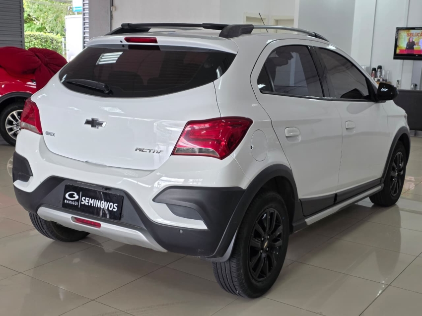 Chevrolet ONIX 1.4 MPFI ACTIV 8V FLEX 4P MANUAL 2018/193