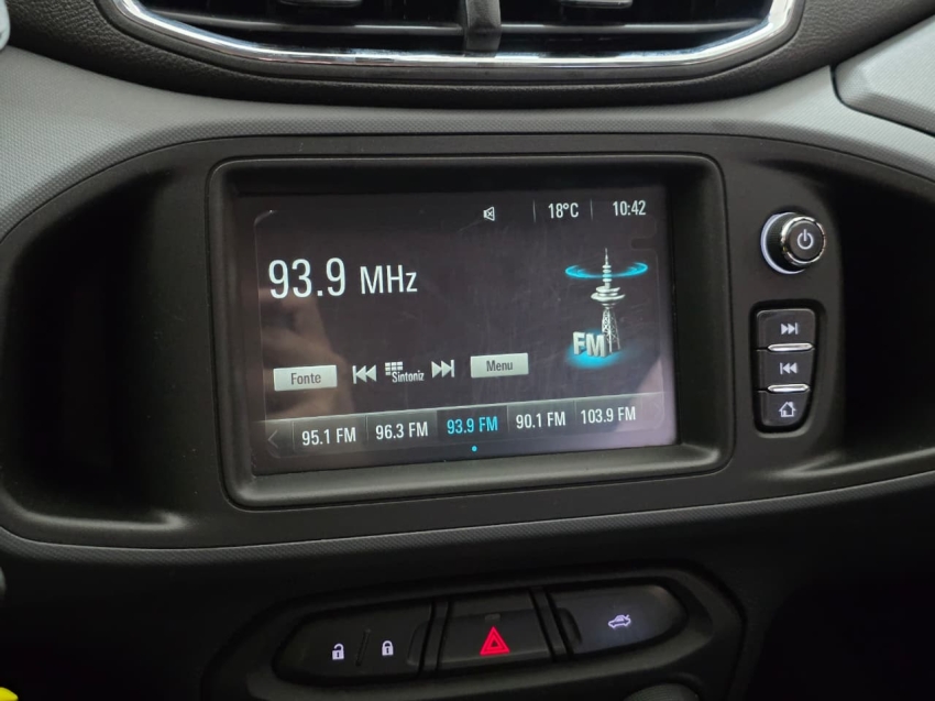 Chevrolet ONIX 1.4 MPFI ACTIV 8V FLEX 4P MANUAL 2018/198