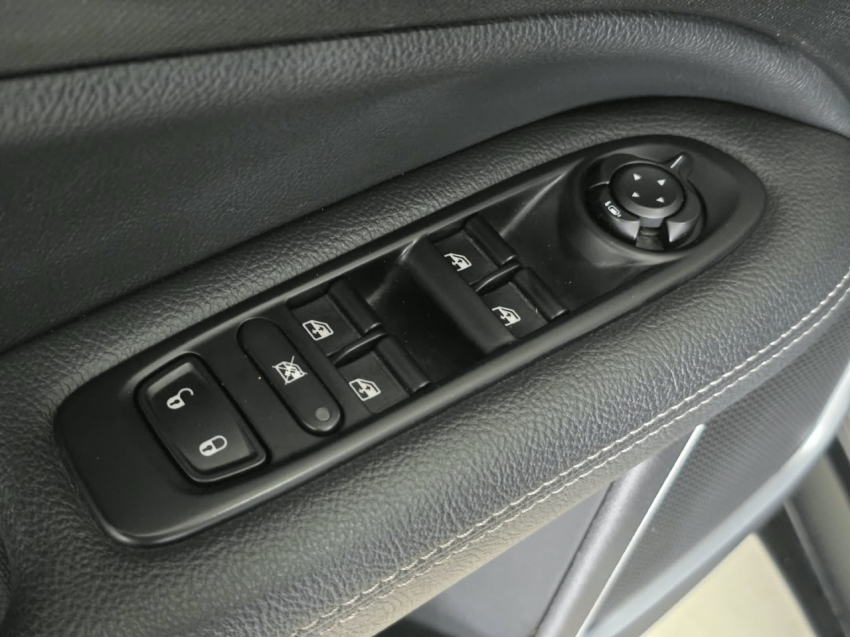 fiat toro 1.3 turbo 270 flex volcano at6 4p automatico 202217