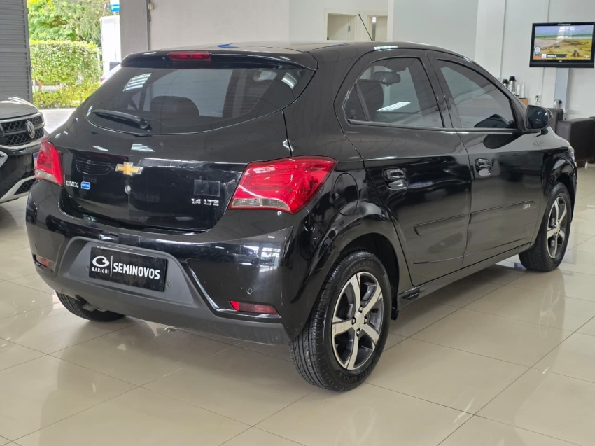 chevrolet onix 1.4 mpfi ltz 8v flex 4p manual 1.0 20183