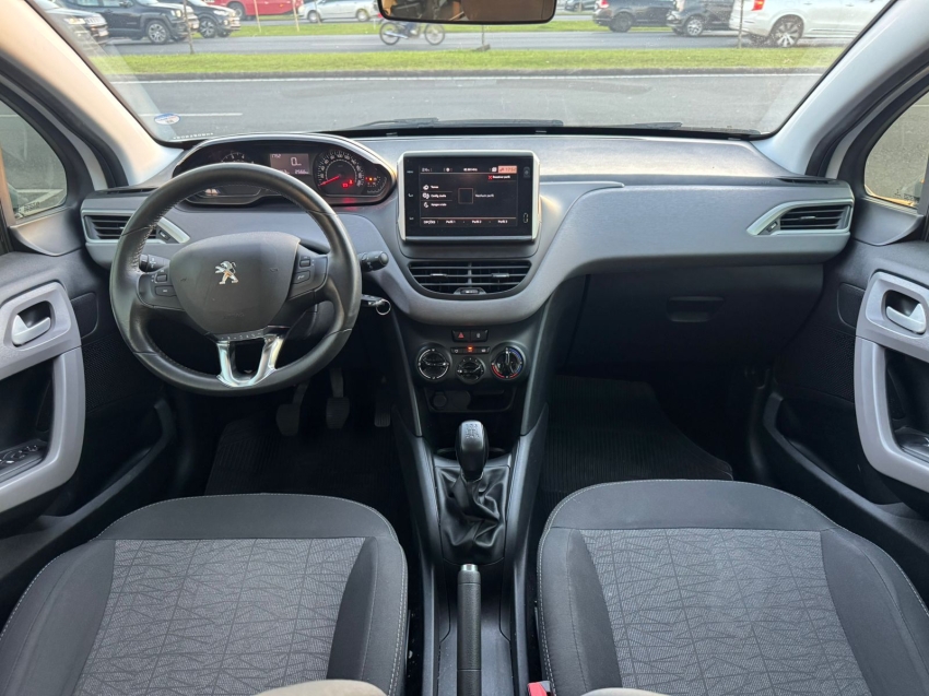 peugeot 208 1.2 active pack 12v flex 4p manual 20199