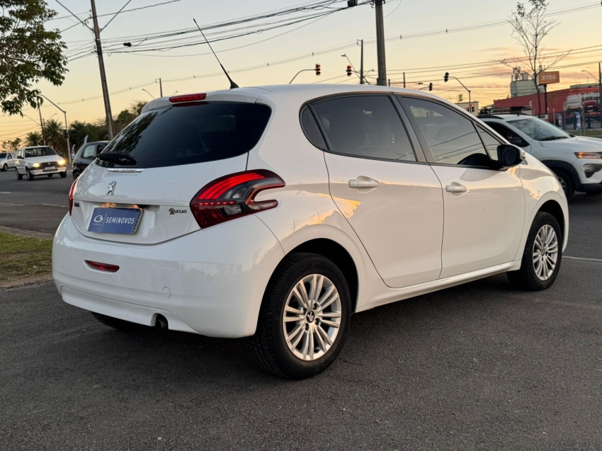 peugeot 208 1.2 active pack 12v flex 4p manual 20196