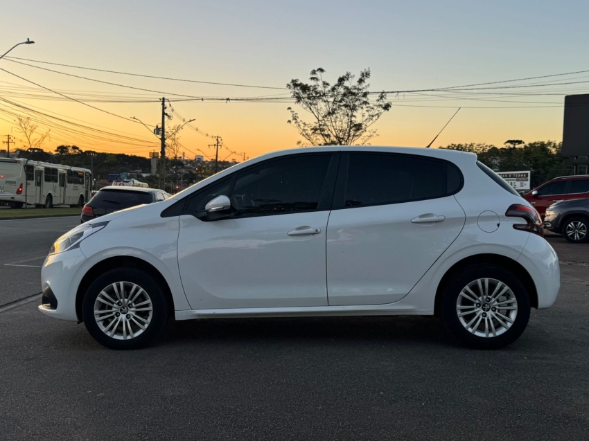 peugeot 208 1.2 active pack 12v flex 4p manual 20193