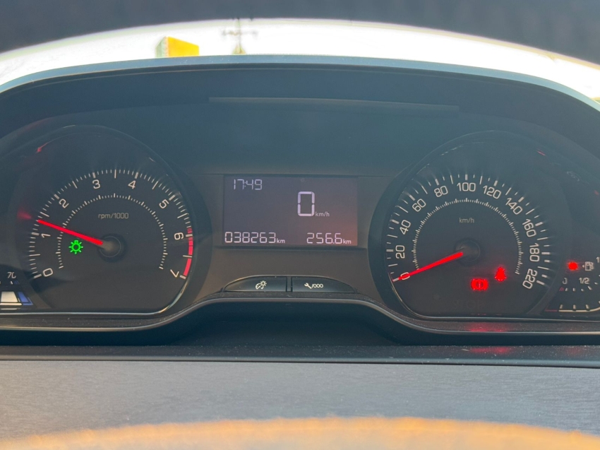 peugeot 208 1.2 active pack 12v flex 4p manual 201910