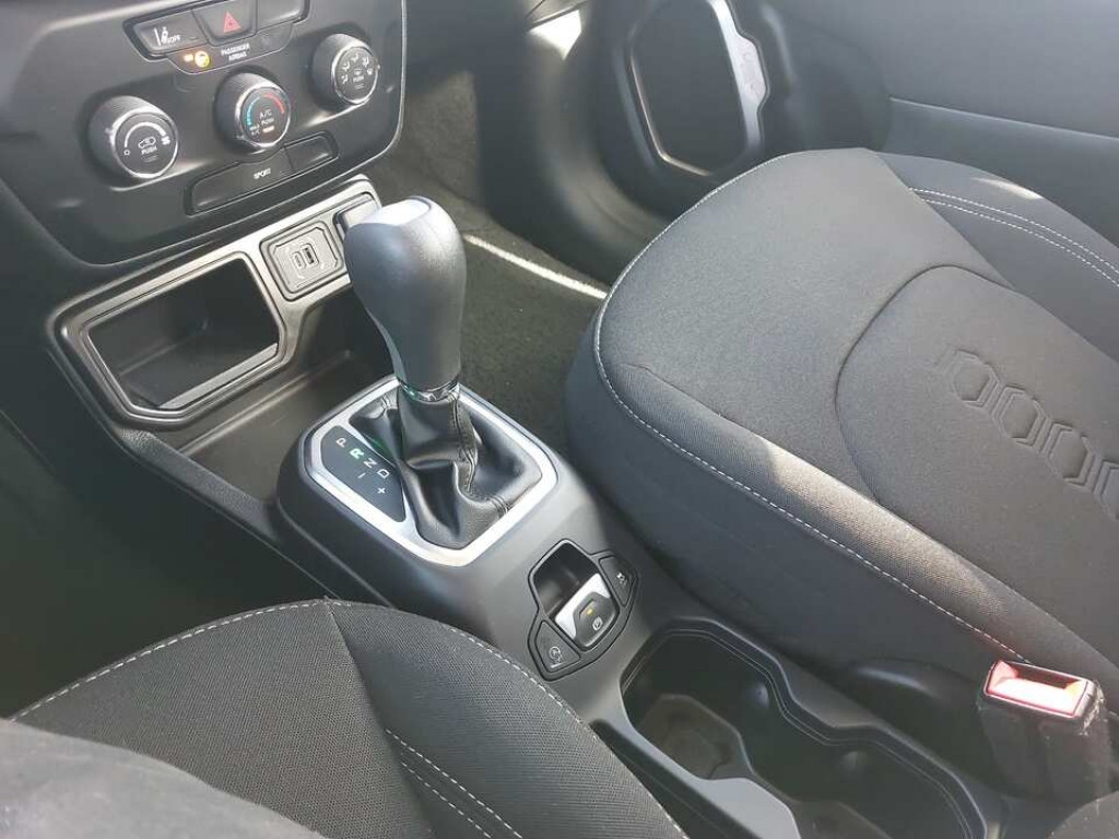 jeep renegade 1.3 t270 turbo flex sport at6 4p automatico 2022