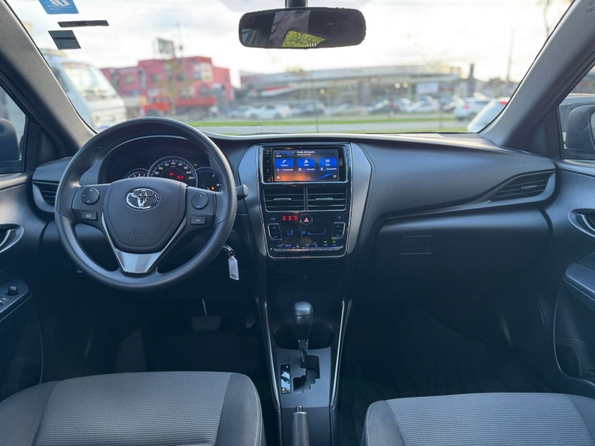 toyota yaris 1.5 16v flex xl multidrive 2023