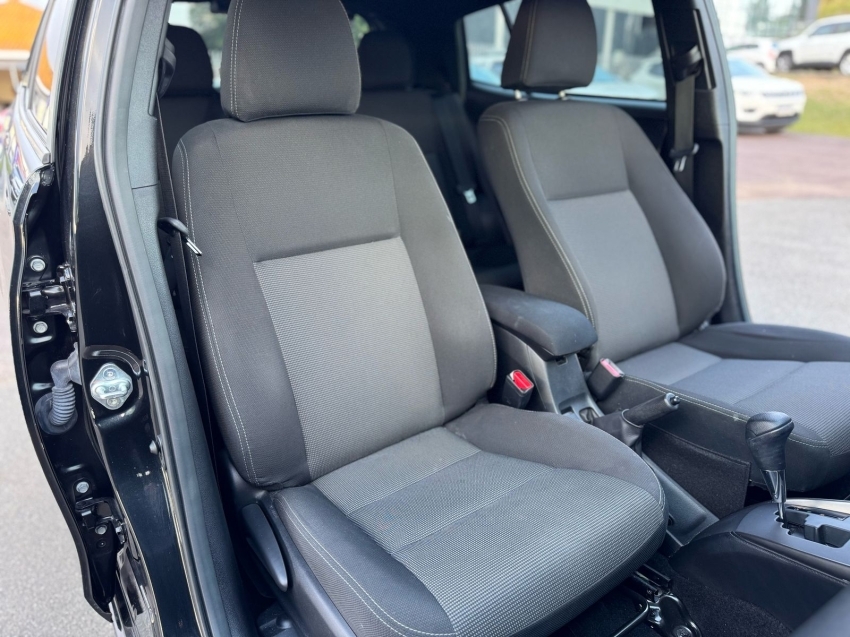 toyota yaris 1.5 16v flex xl multidrive 2023