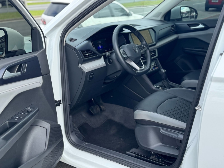 volkswagen taos 1.4 250 tsi total flex comfortline automatico 2023