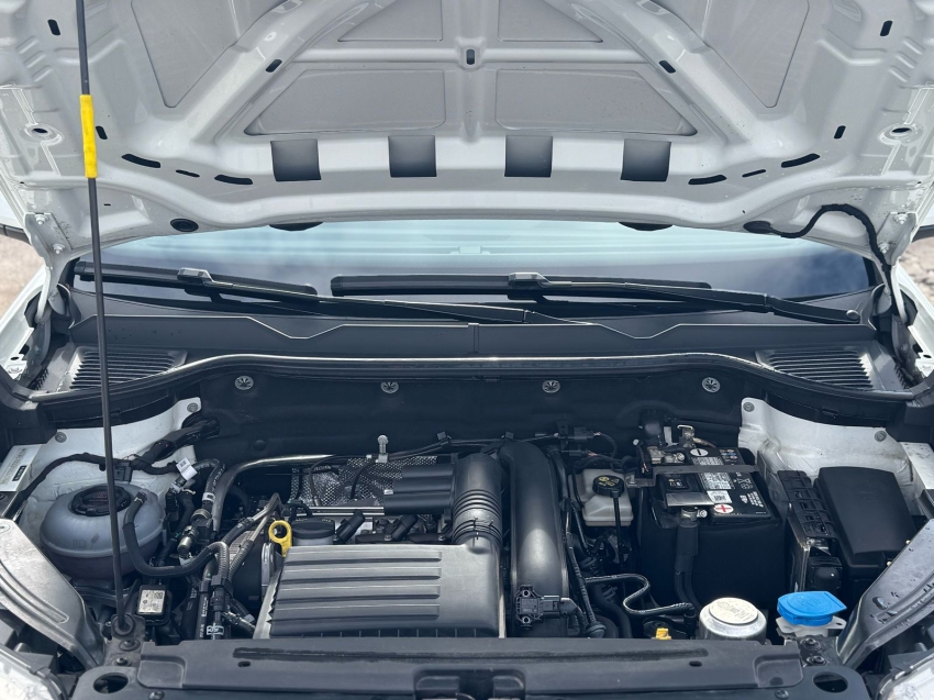 volkswagen taos 1.4 250 tsi total flex comfortline automatico 2023