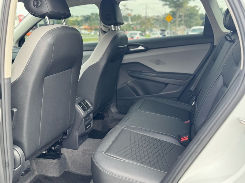 volkswagen taos 1.4 250 tsi total flex comfortline automatico 2023