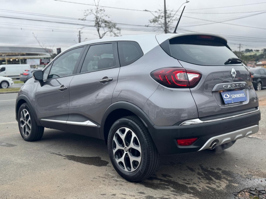renault captur 1.3 tce flex intense x-tronic 4p automatico 2023