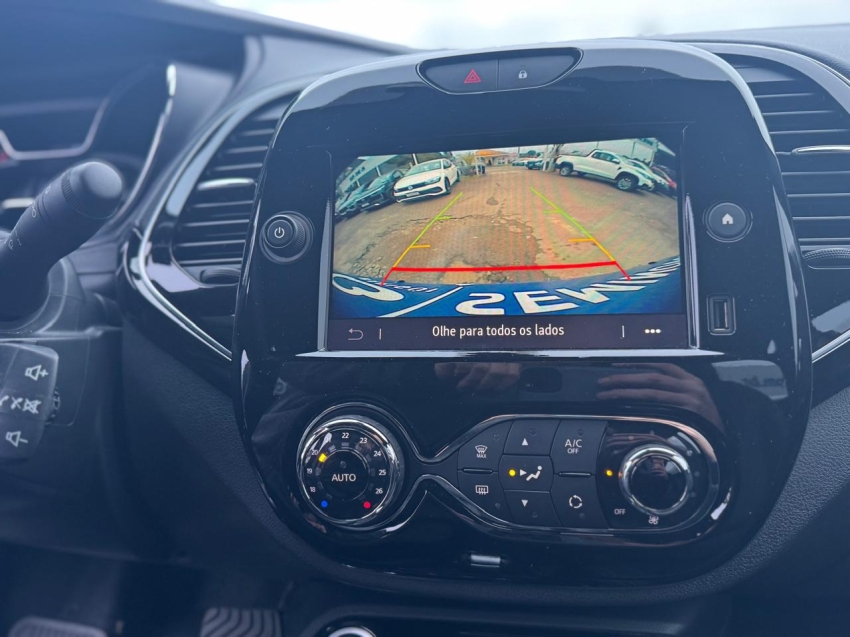 renault captur 1.3 tce flex intense x-tronic 4p automatico 2023