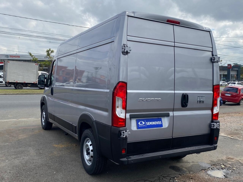 fiat ducato 2.2 bluehdi diesel cargo manual 4p 2024