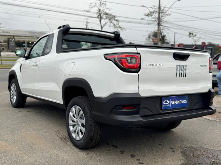 fiat strada 1.3 firefly flex freedom cs manual 2p automatico 2025