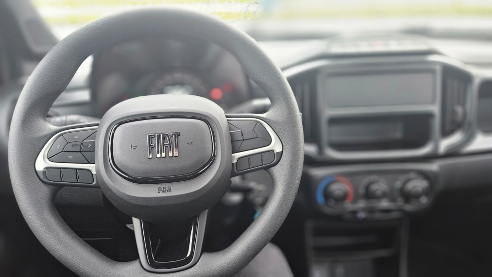 fiat strada 1.3 firefly flex freedom cs manual 2p automatico 2025