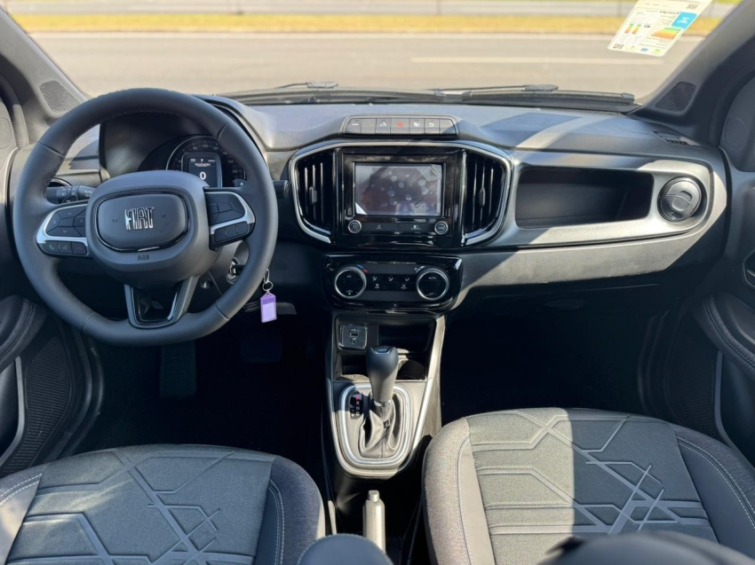 fiat strada 1.3 firefly flex volcano cd cvt 4p automatico 2025