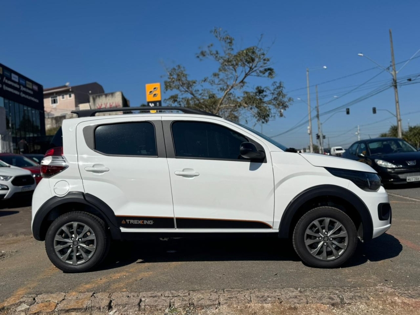 fiat mobi 1.0 firefly flex trekking manual 4p 2025