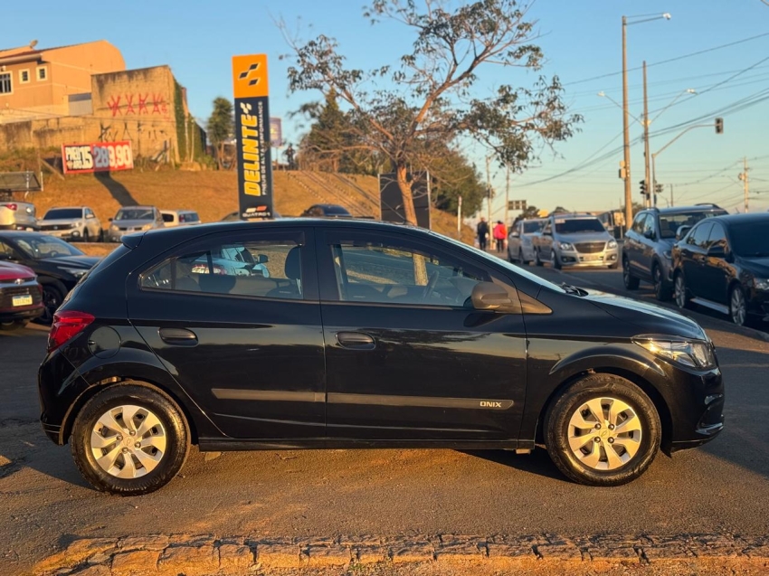 chevrolet onix 1.0 mpfi joy 8v flex 4p manual 2019