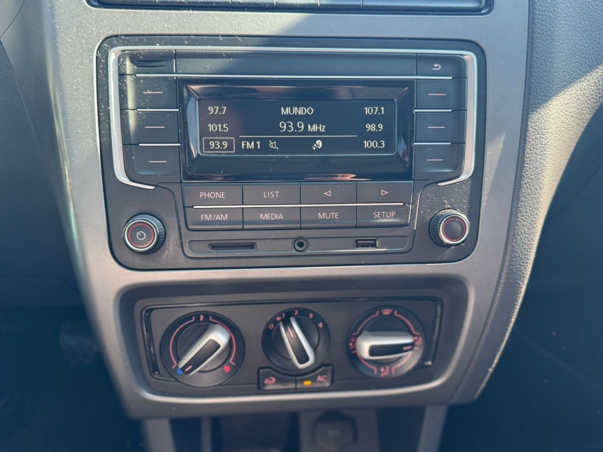 volkswagen fox 1.0 mpi trendline 12v flex 4p manual 2017