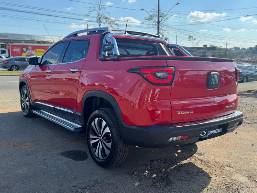fiat toro 1.3 turbo 270 flex volcano at6 4p automatico 2022