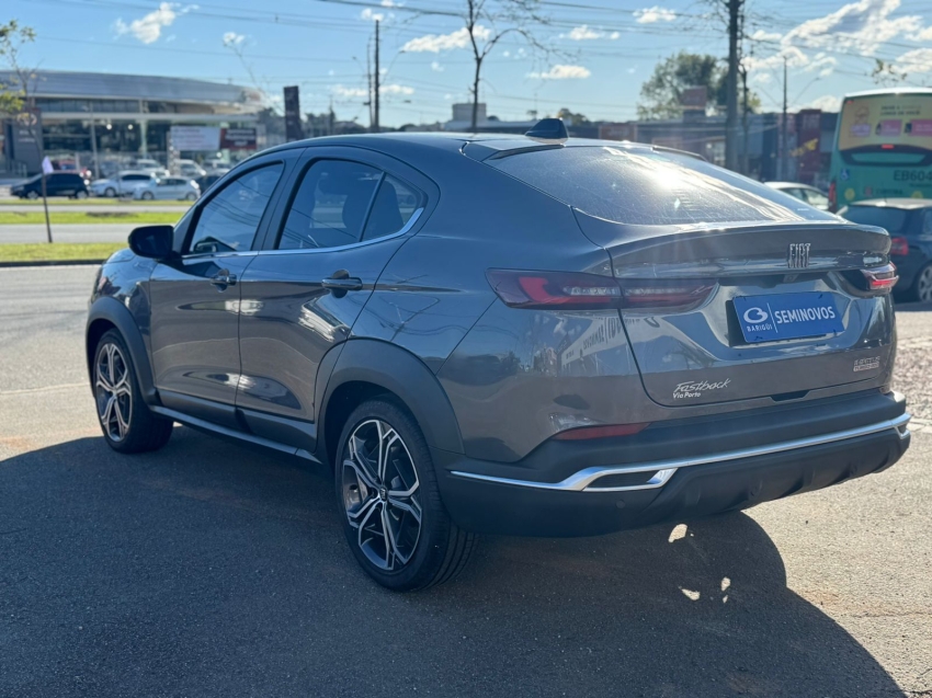 fiat fastback 1.0 turbo 200 flex impetus cvt 4p automatico 2023